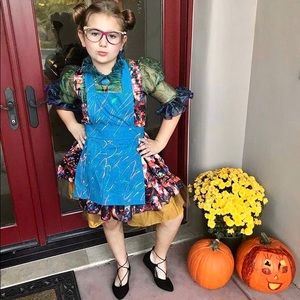 Disney Desendants 2 Dizzy Costume w Accesories